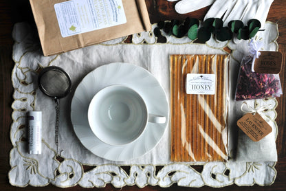 White Swirl Teacup & Saucer Gift Set