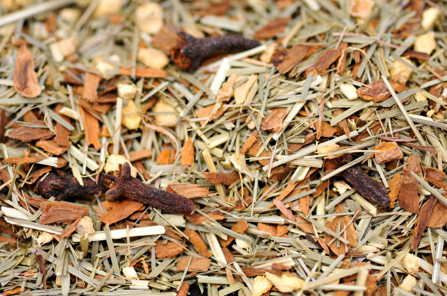 Queen Mother's herbal infusion | Citrus & Cinnamon